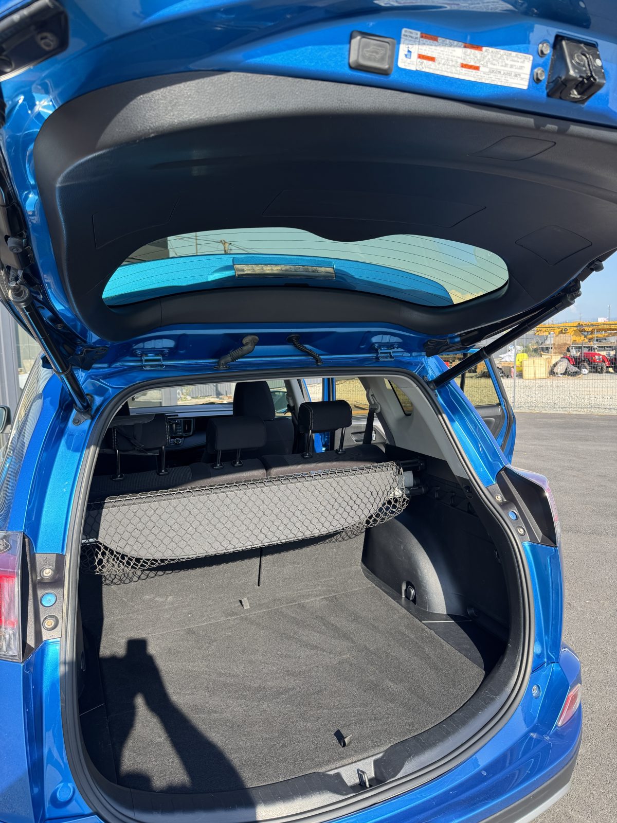 Toyota RAV4 2016 Style, Синий — купить в Симферополе, автосалон NEW AUTO